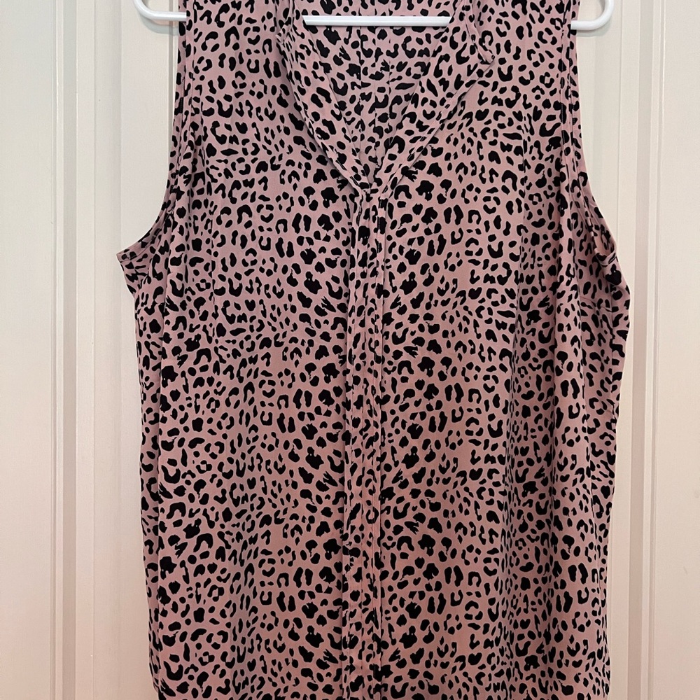 Stitch Fix 41 Hawthorn Bryce Pleat Detail Sleeveless Blouse